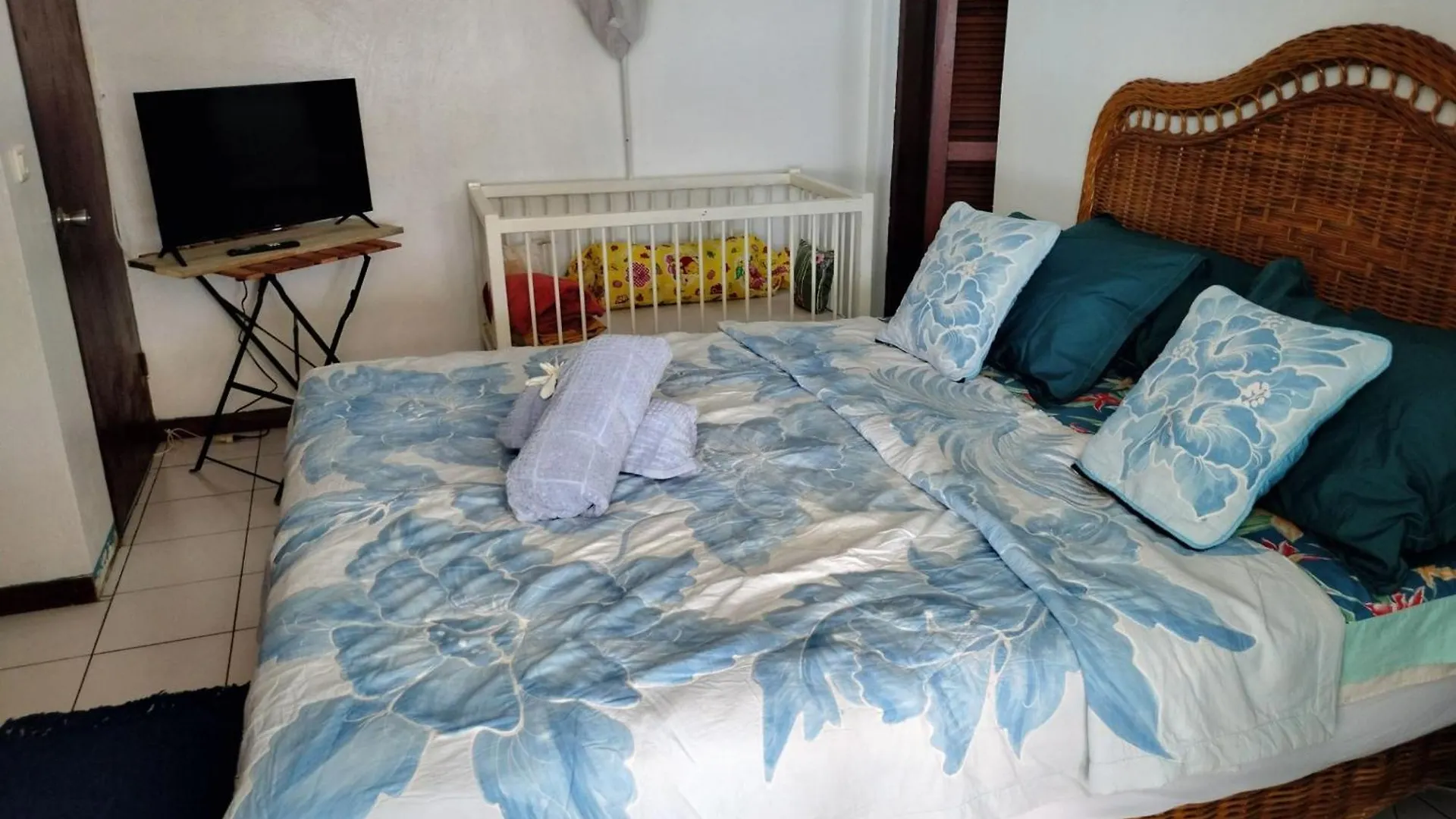 Homestay Hitirere Lodge Faaa